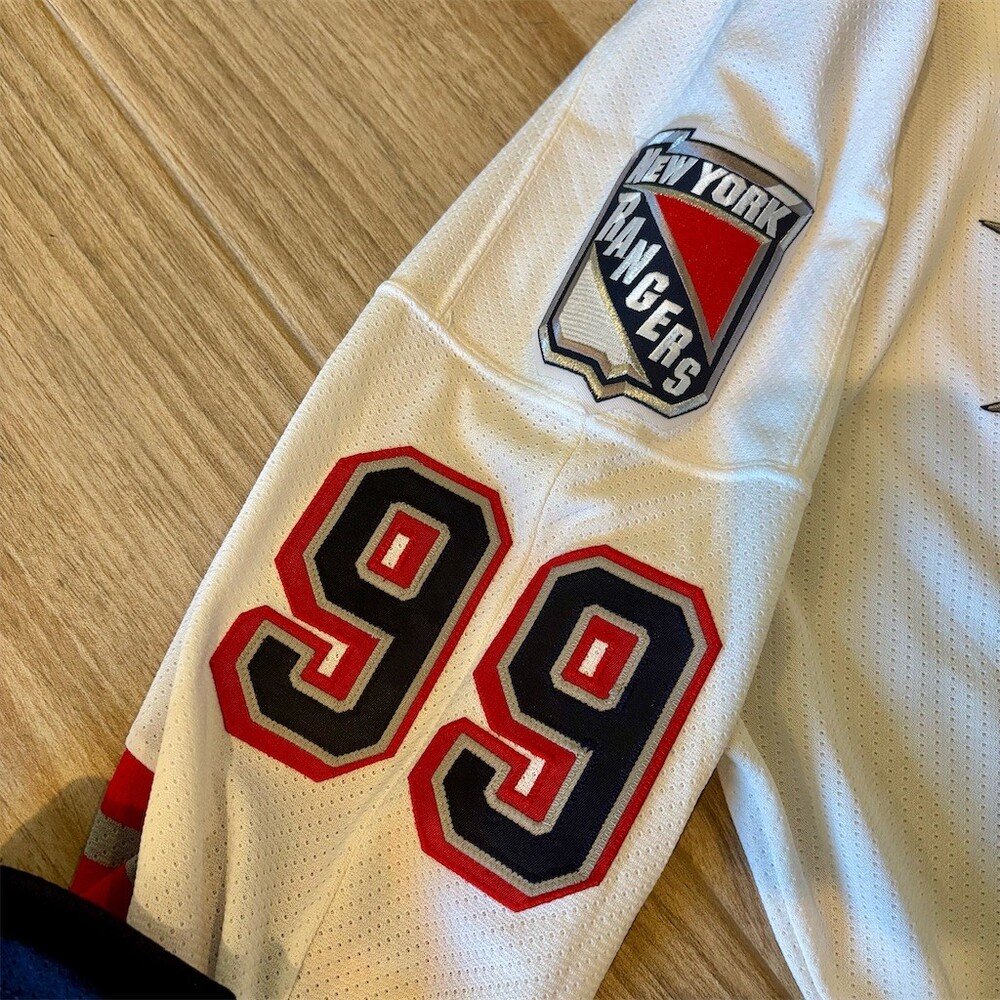 CCM New York Rangers Lady Liberty Semi ProJersey Wayne Gretzky #99 White NHL - Picture 2 of 12